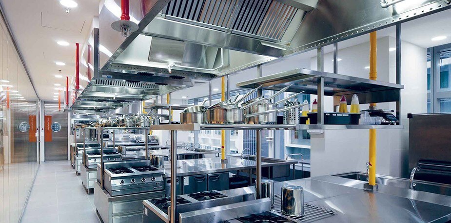 Commercial Kitchen Hygiene: Key Contact Points for Cleaning in Restaurants