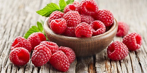 Respberries in bowl Respberries in bowl
