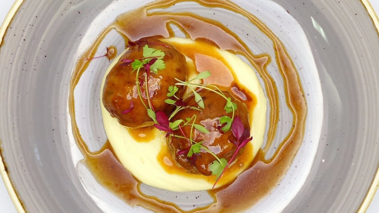 Venison faggots with parsnip mash – recipe Venison faggots with parsnip mash – recipe
