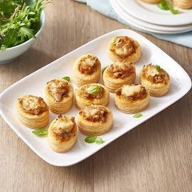 Creamy Tuna and Tomato Vol au Vents Creamy Tuna and Tomato Vol au Vents