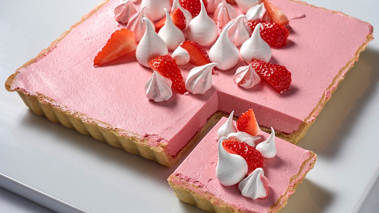 Strawberry Eton Mess tartlets – recipe