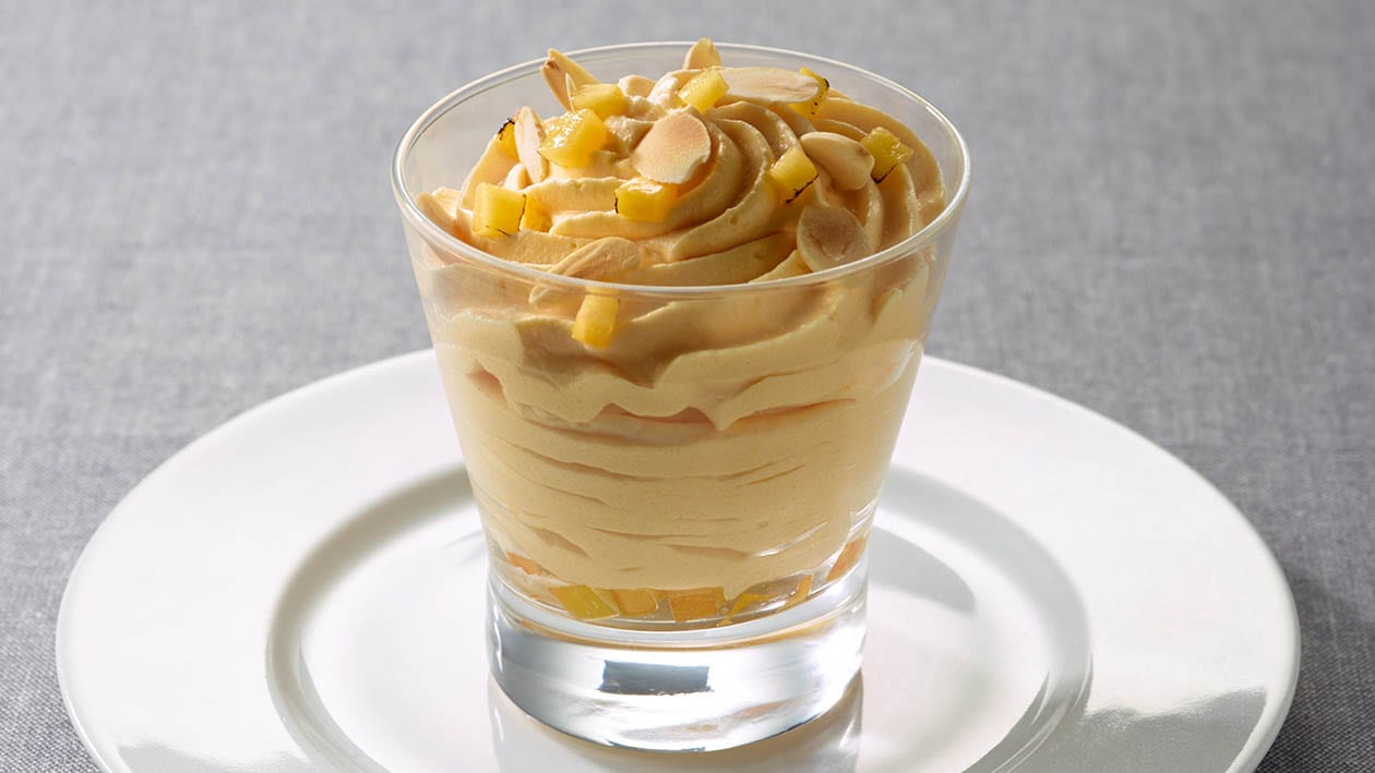 Mango mousse, roasted Peaches and almonds – recipe