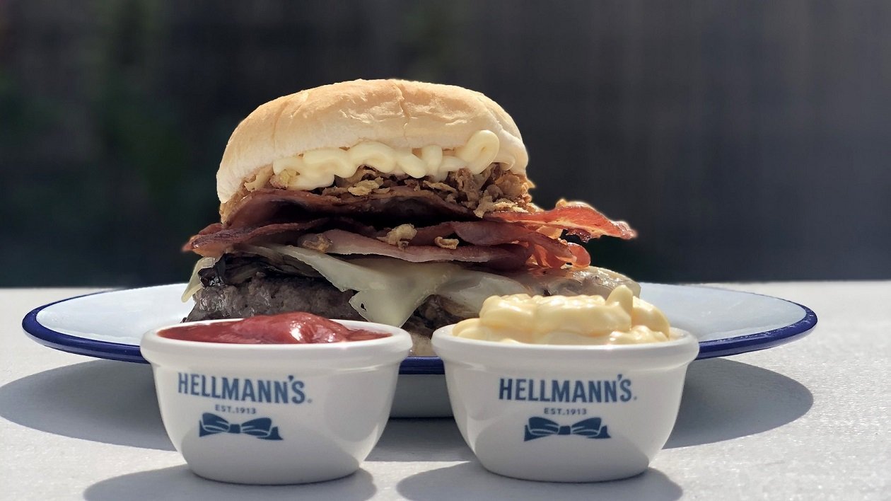 HELLMANN's Big Boys Onion Tended Consequences – recipe