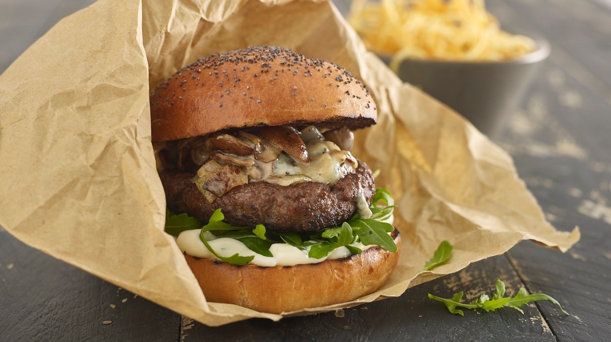 Bourbon, mushroom and blue cheese steak burger – recipe