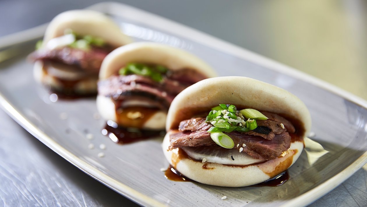 Steam buns with Teriyaki beef, mooli pickle and soy and ginger jam – recipe