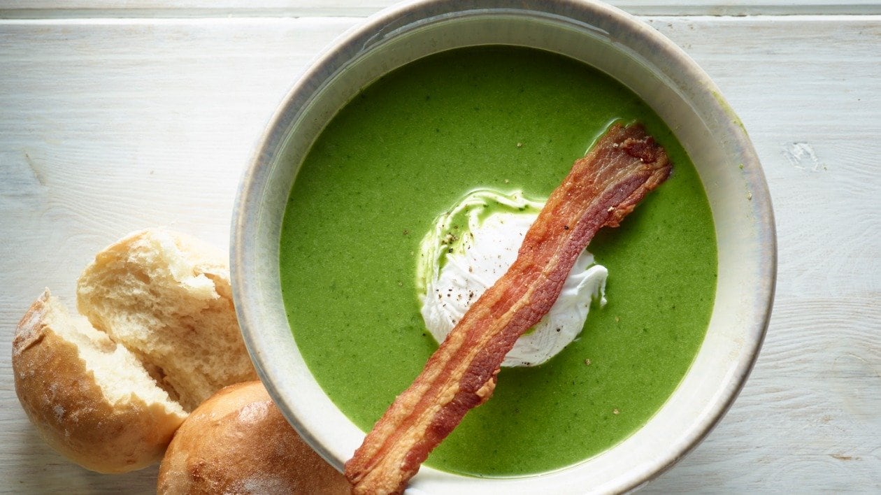 Watercress Soup with Crispy Bacon and Poached Duck Egg – recipe
