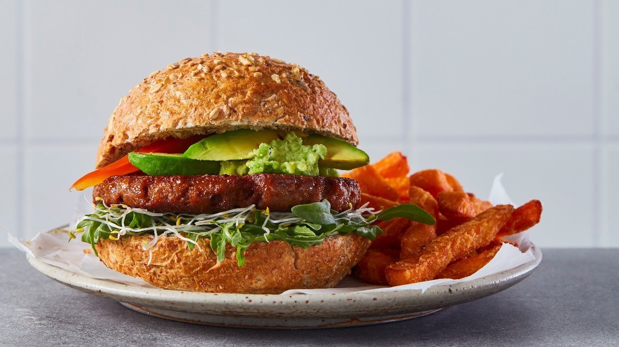 The Vegetarian Butcher Avocado and Red Pepper Burger – recipe