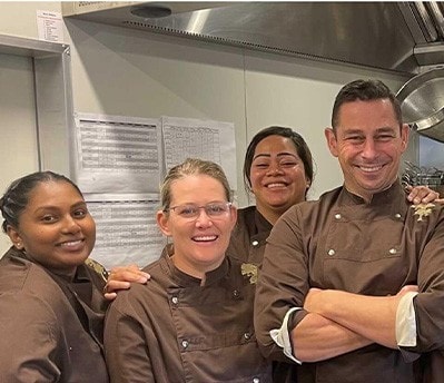 Pay fairly and reward hard work image